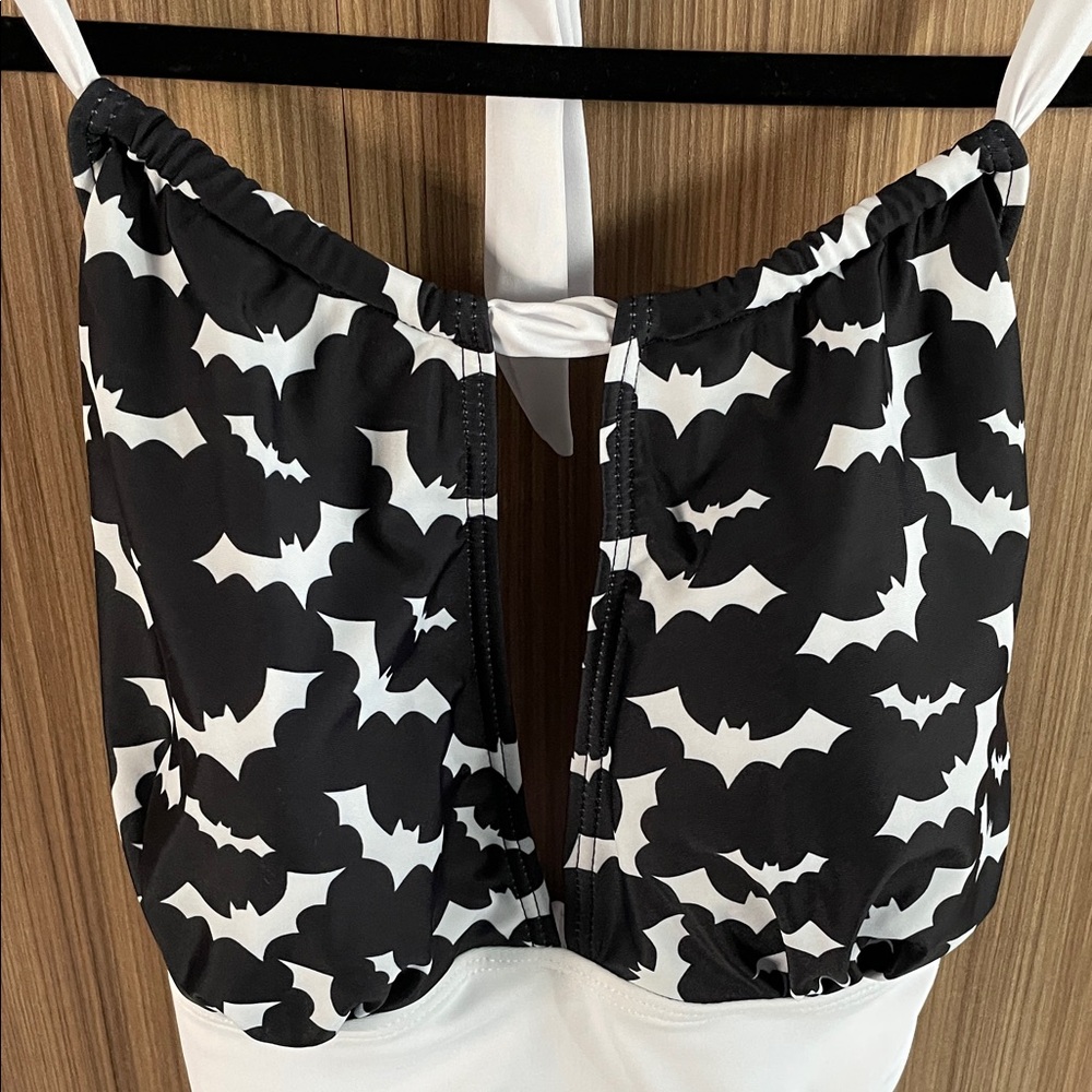 NWOT Womens Black and White Bat Print Swimsuit - Picture 4 of 5